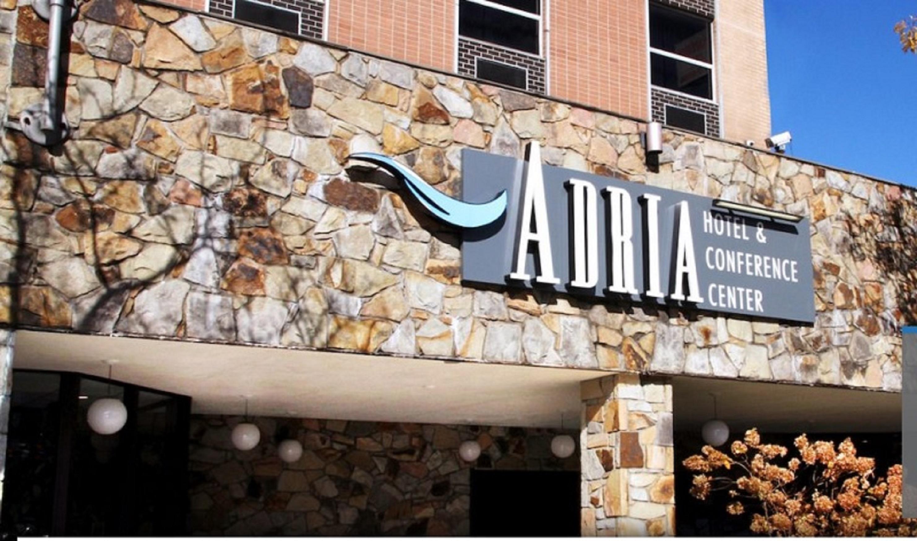 Adria Hotel And Conference Center New York Buitenkant foto